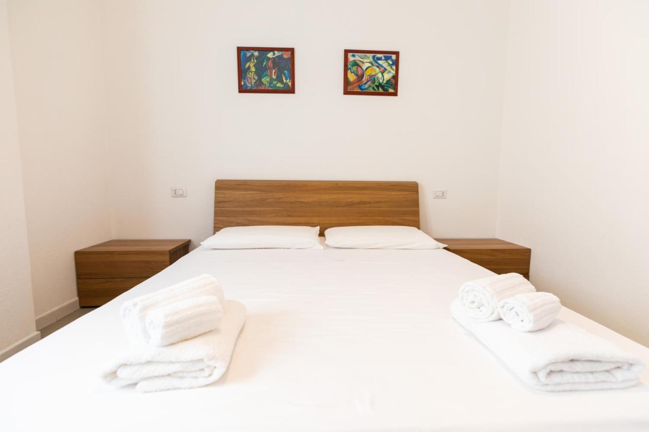 Theo'S Rooms أولبيا المظهر الخارجي الصورة