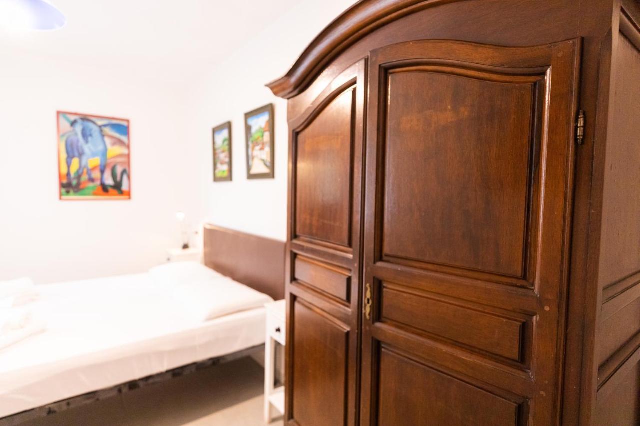 Theo'S Rooms أولبيا المظهر الخارجي الصورة