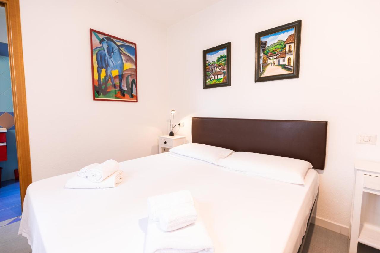 Theo'S Rooms أولبيا المظهر الخارجي الصورة